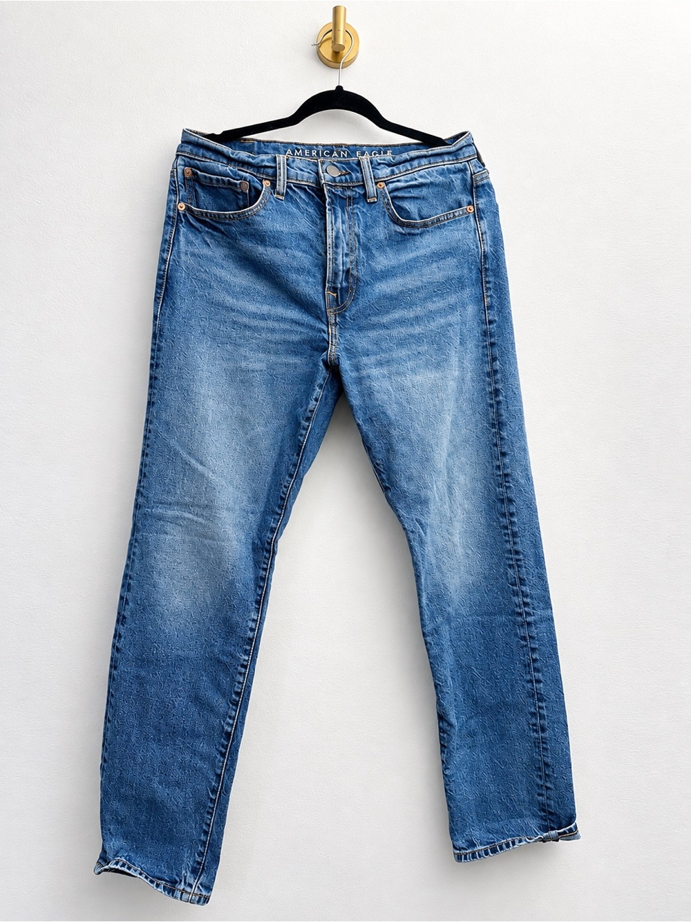 American Eagle Men’s Medium Wash Straight Leg Jeans